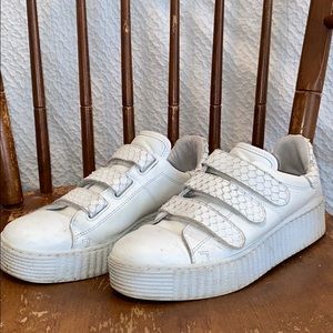 Platform Velcro white sneakers